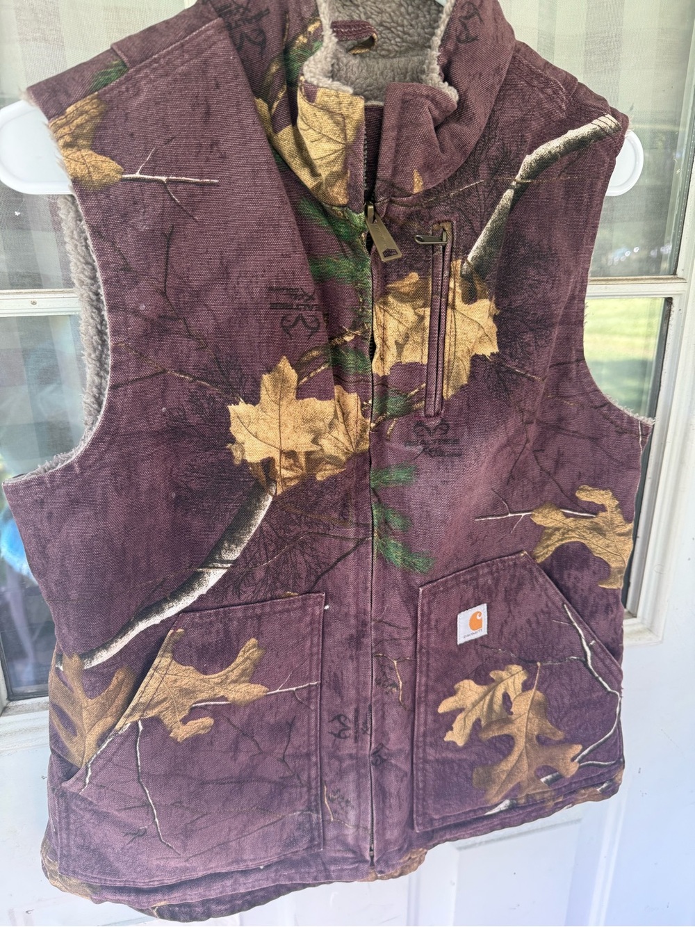 Carhartt Plum Camo Sherpa-Lined Vest with Tan Leaf Accents